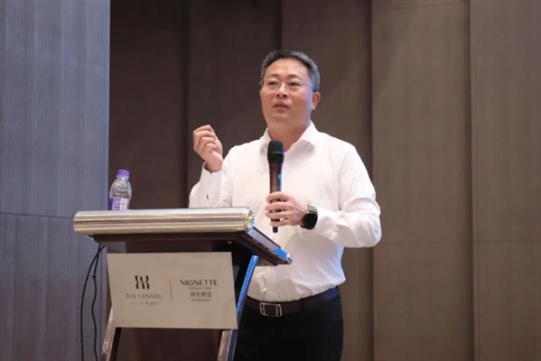 刘国兴：以AI为引擎，驱动科研服务“四化”转型