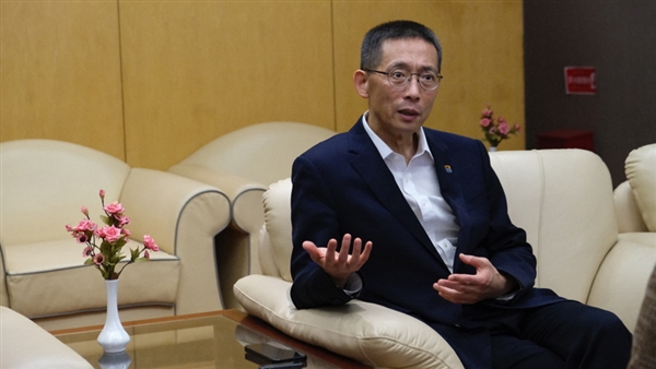 解放日报对话施一公：顶尖科学家不可能成建制培养